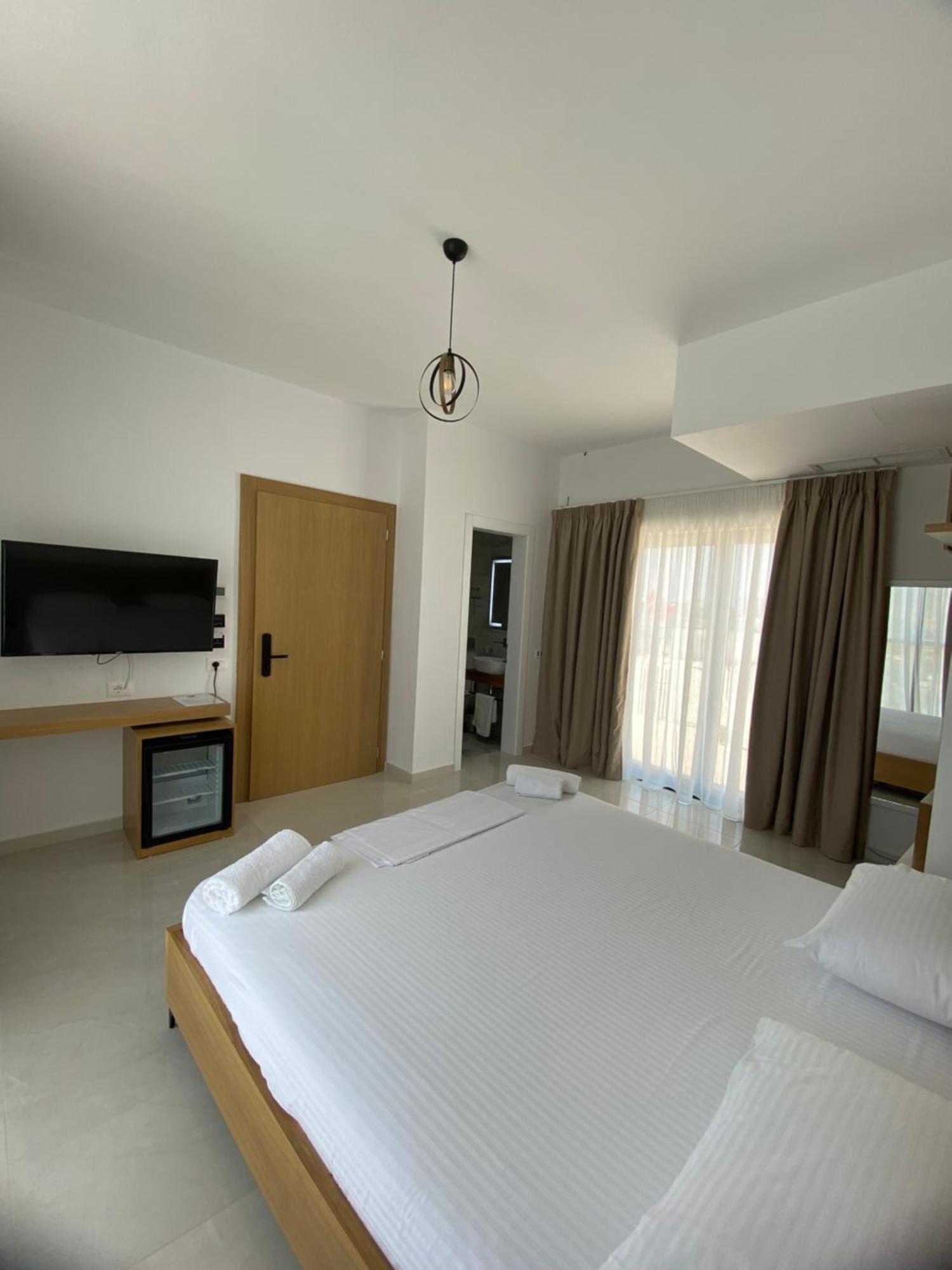 Belsar Hotel Ksamil Ngoại thất bức ảnh